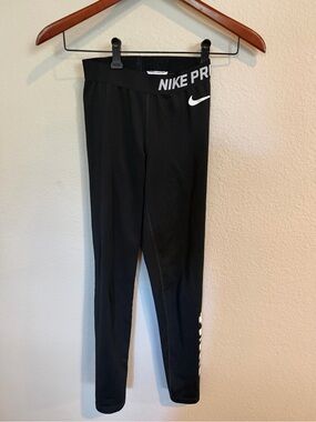 Nike Pro Women’s Black Athletic Leggings XS
